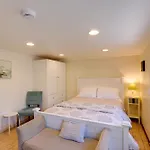 Walk To La Jolla Cove Dtwn Cottage With Ocean View!