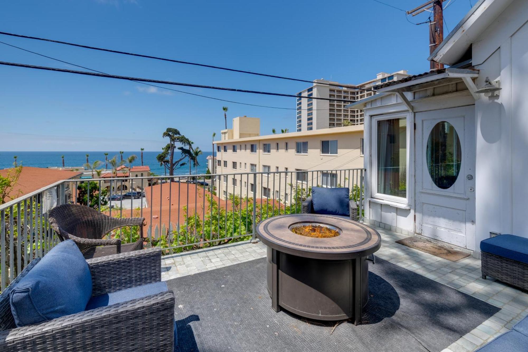 Walk To La Jolla Cove Dtwn With Ocean View! *